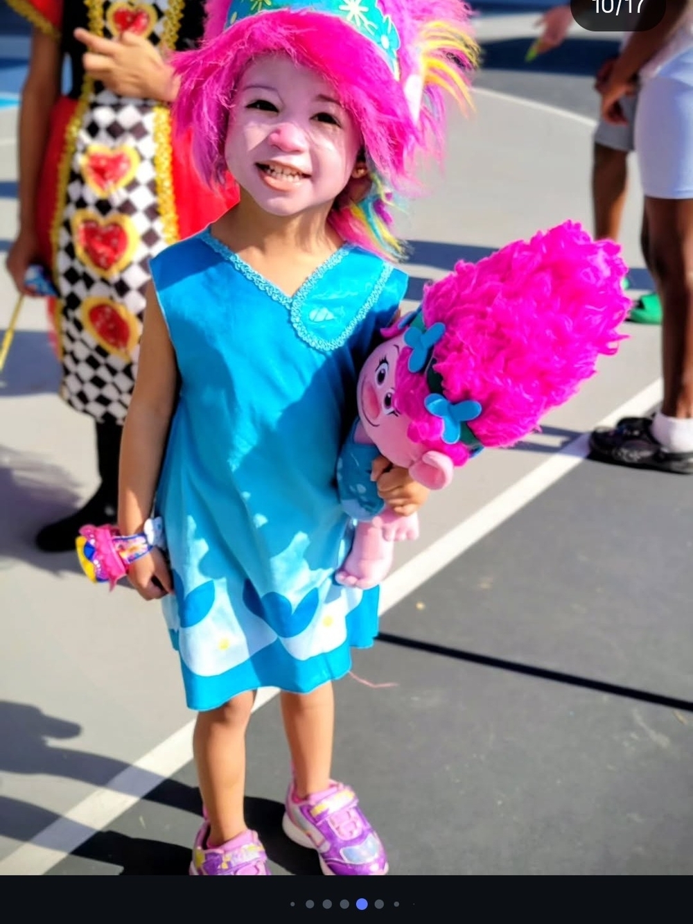 Princess Poppy Troll Costume Dress with Pink Wig
